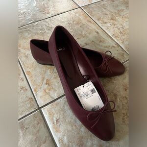 MANGO flats NWT size 41